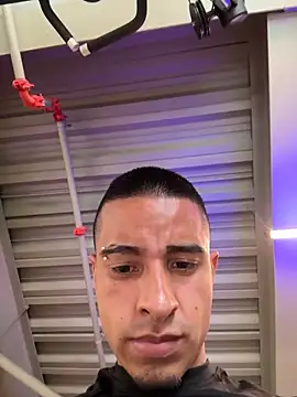 XXX chat uživo modela willclayy