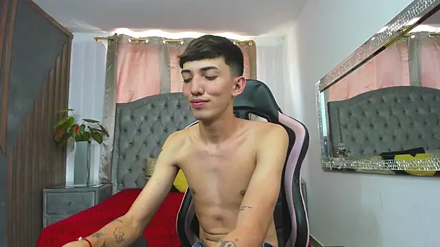 MichaelVasquex Adlı Modelin Web Kamerası Şovu