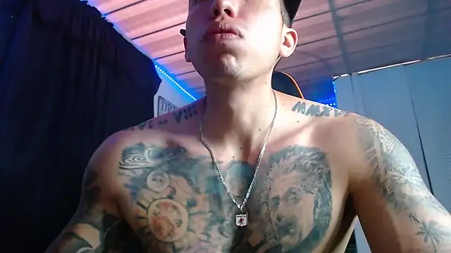 Živý XXX chat Adam_Hudsond