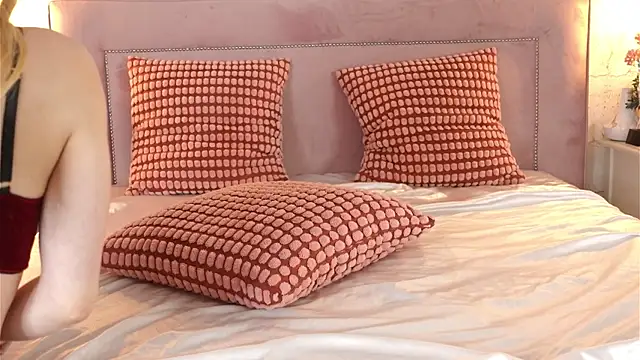 ChannelAngeless Webcam show