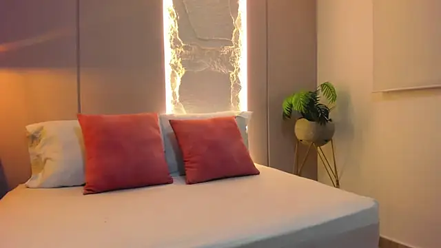 دردشة kira_relish الجنسية المباشرة