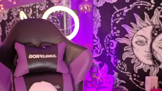 Gaia_Gatex's Live XXX Chat
