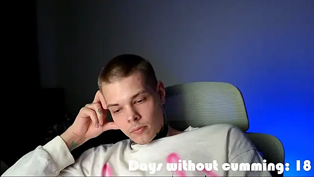 DENIS_HERE 网络视讯表演