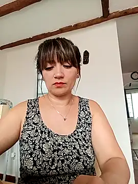 tata_sanz_ live XXX chat