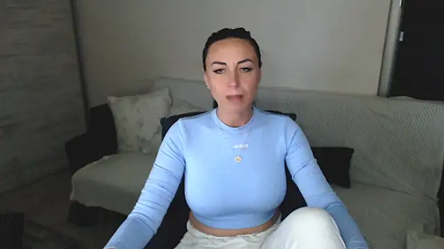 Chat +18 de CloveLove ao vivo
