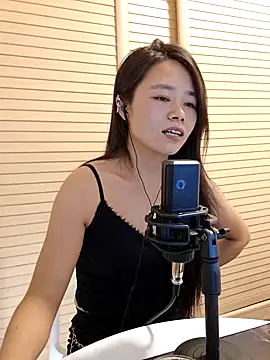 yueyue_99's Live XXX Chat