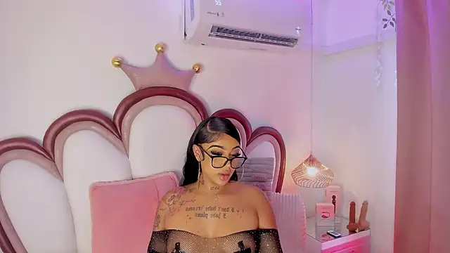 Mia_Jansen's Webcam Show