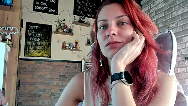 karo123421's Live XXX Chat