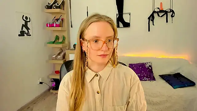 Czat XXX na żywo – NancyHottie