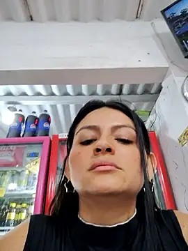 Chat +18 de Linda_Lars ao vivo