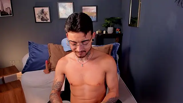 keneth_Collins Show Webcam