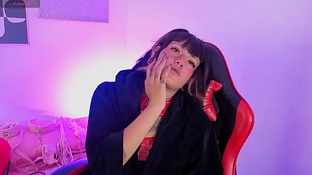 Živý XXX chat _sharlotte777