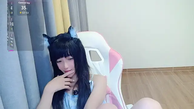 Ooo-Lolaのウェブカメラショー
