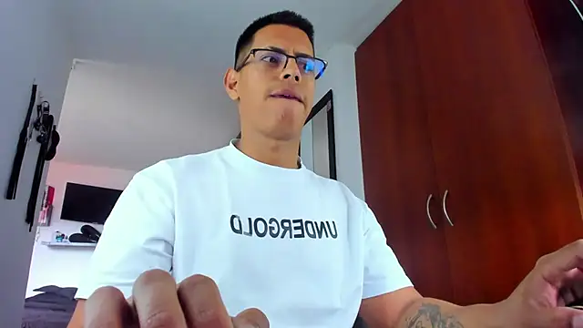 _John_Boy_ 在線直播表演