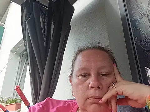 Czat XXX na żywo – Jahudka47