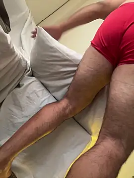 MichaelBear_21's Webcam Show