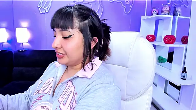 Chat +18 de Emma_monserrat ao vivo