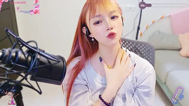 Khaleesi_ying_ 网络视讯表演
