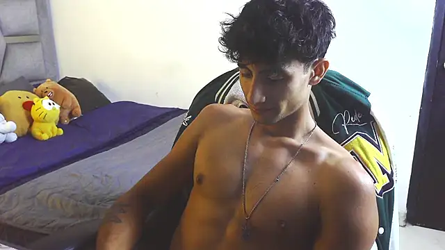MaxiimoRomano_ Live XXX-chat