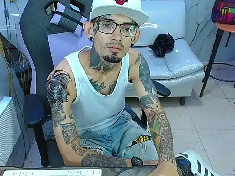 Chat XXX Live Boy_tatto77