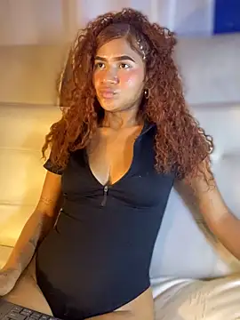 XXX chat uživo modela TinaDarkwell