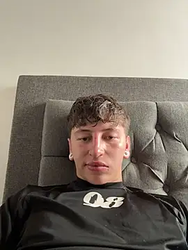ARON_LUXX's Webcam Show