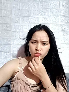 Akile80 网络视讯表演