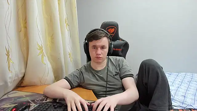 Show modela iliaskrislove na web-kameri