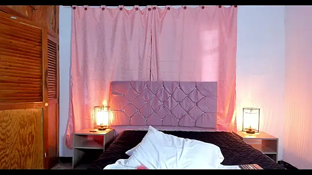 Show de NayaKarter na webcam