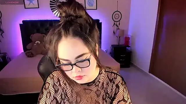 LolaVillalobos Adlı Modelin Canlı XXX Sohbeti