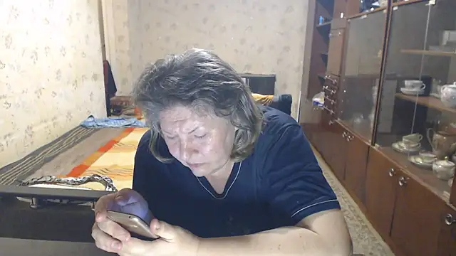 HotLusi's Live XXX Chat