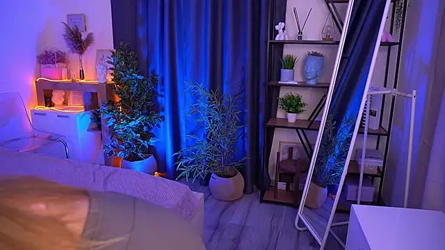 Miabreeze Chat XXX live