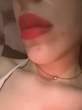 Chat XXX en directo de Mimisixo