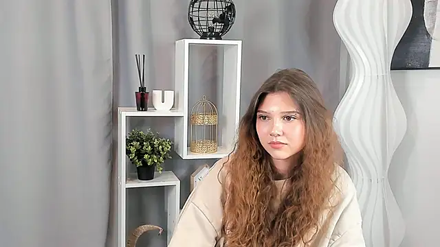 EneidaPhu: απευθείας συνομιλία ΧΧΧ