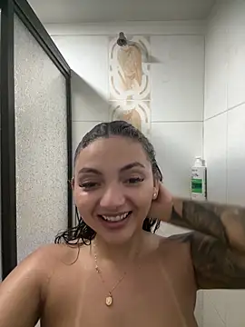 Chat XXX Live LucyRosse