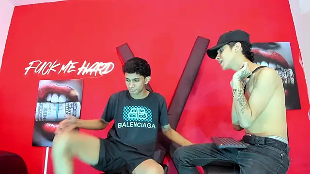 Show modela TWINKS_BOYSX na web-kameri