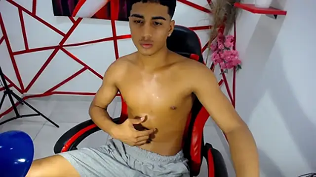oliver-parker – webcam-show