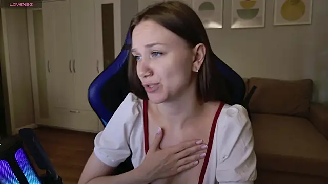 alexa_feels_'s Live XXX Chat