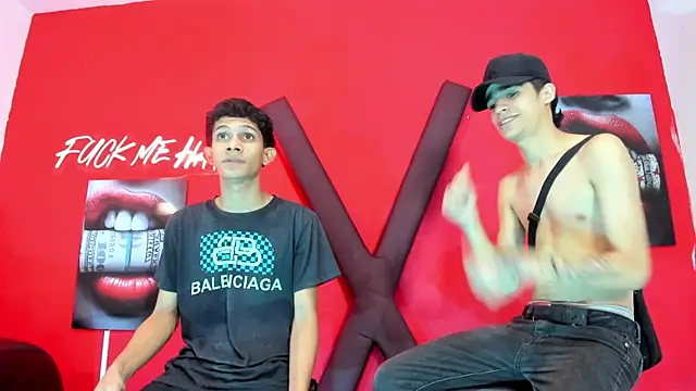 Živý XXX chat TWINKS_BOYSX
