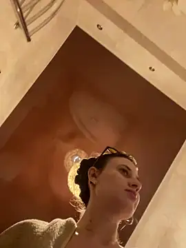 Flossy_Vettie: онлайн-секс-чат