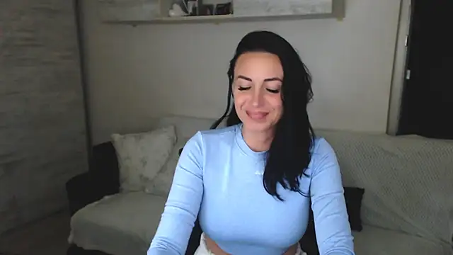 CloveLove's Live XXX Chat