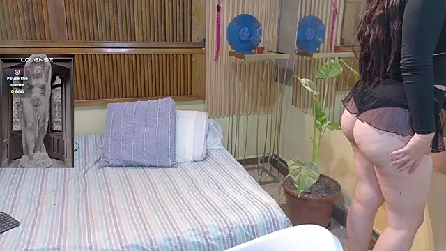 Eli666uwu Adlı Modelin Canlı XXX Sohbeti