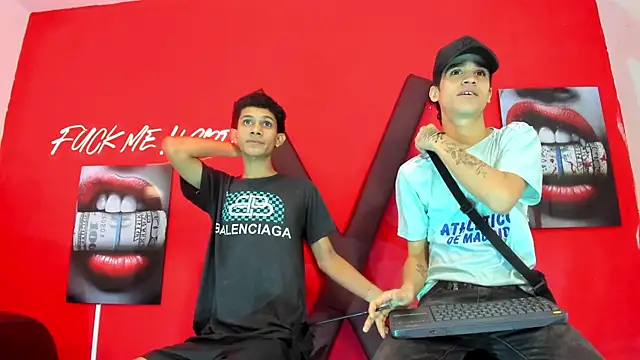 TWINKS_BOYSX – webcam-show
