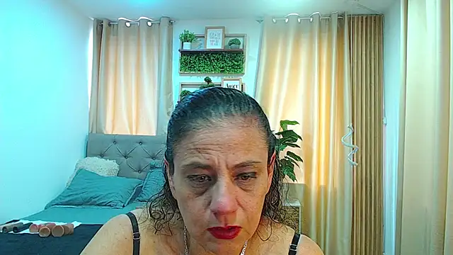 Czat XXX na żywo – sasi_luna