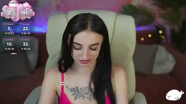 EmilyyMoon webcam show