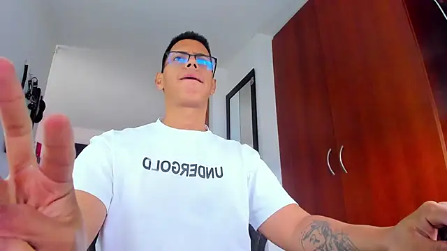 عرض كام _John_Boy_