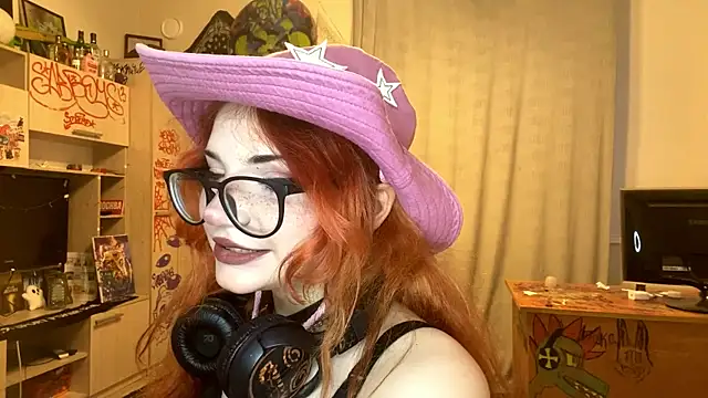 RedHeadCat: онлайн-секс-чат