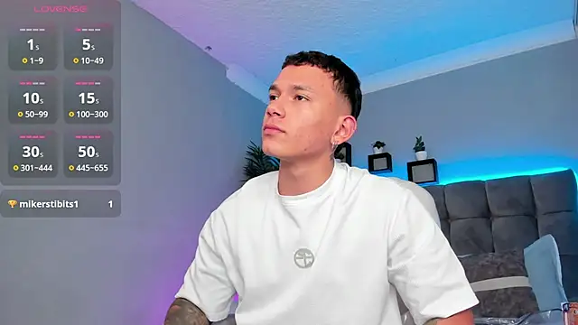 Thomas_moon Adlı Modelin Canlı XXX Sohbeti