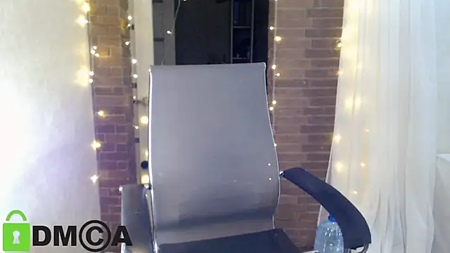 ms_kelarini: απευθείας συνομιλία ΧΧΧ