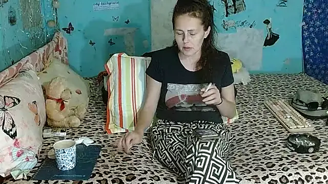 brighteyes77 – Naživo XXX chat
